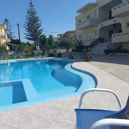 Michalis Litinas Apartments Agia Marina Extérieur photo