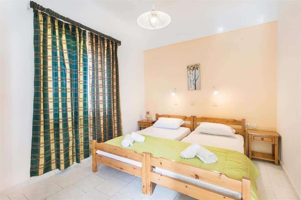 Michalis Litinas Apartments Agia Marina Extérieur photo